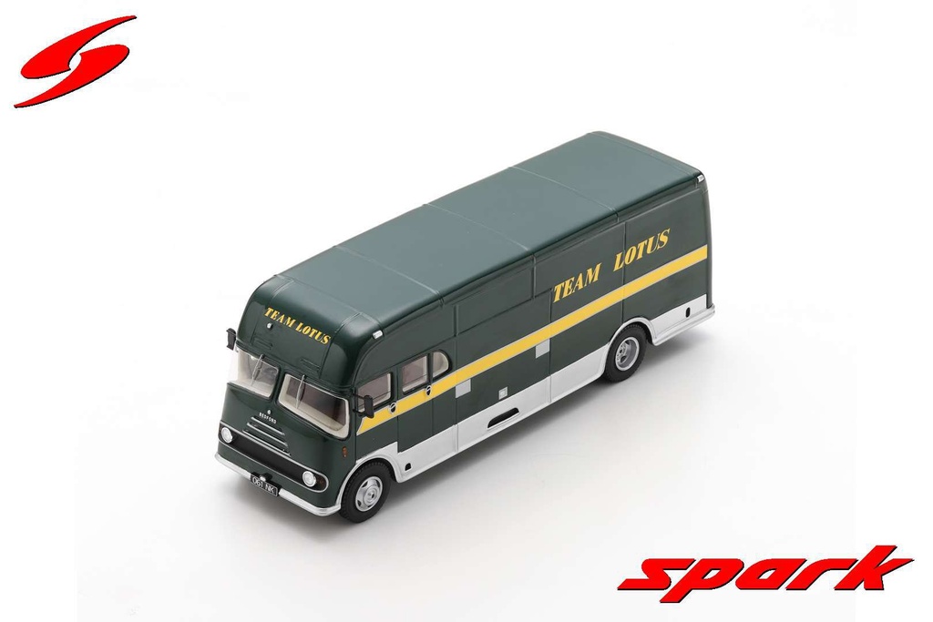 Bedford Team Lotus Transporter 1961-1963 [1/18]