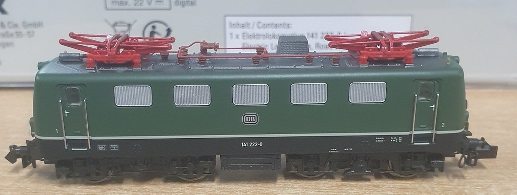 Minitrix : Locomotive électrique 141