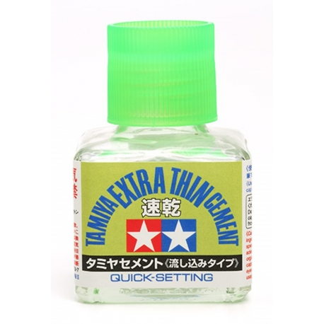 Tamiya : Colle Plastique Extra Fluide avec pinceau (Prise Rapide)
