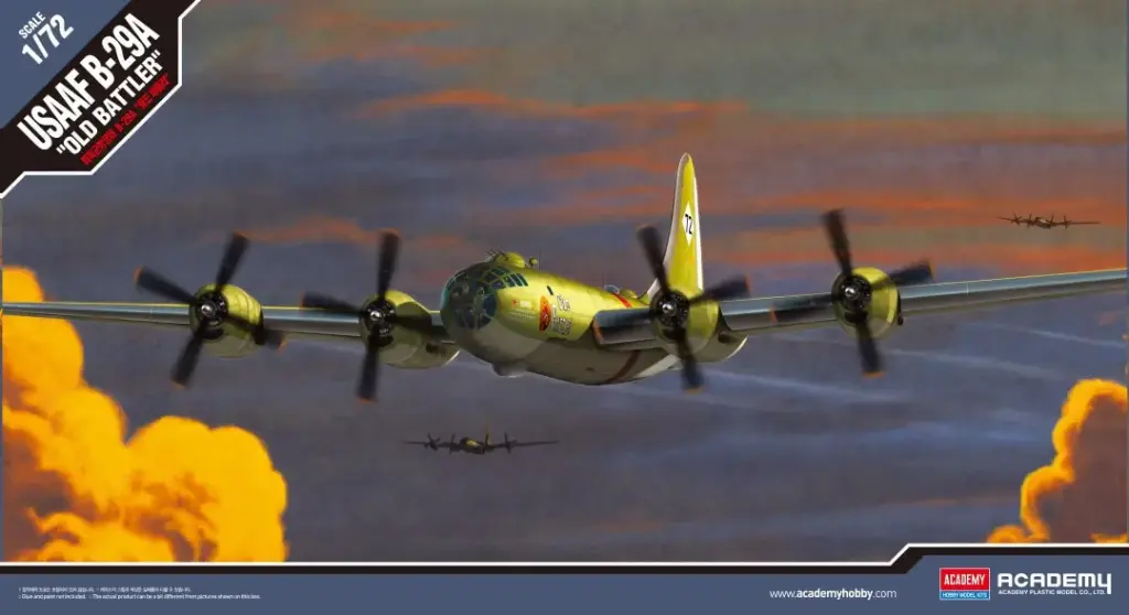 Academy : Bombardier Americain B-29/B29A Superfortress "Old Battler" (1/72)