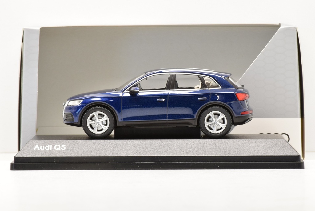 Audi Collection : Audi Q5 [1/43]