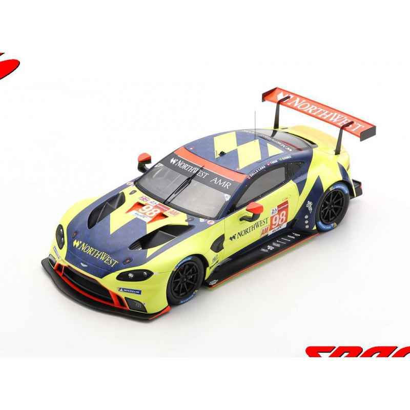 Aston Martin Vantage AMR