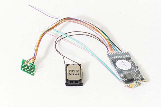 [ESU 58210] ESU : Décodeur de Fonctions Sonore LokSound 5 Fx • Prise NEM 652 (8 broches) avec Haut-Parleur │ Réf. 58210
