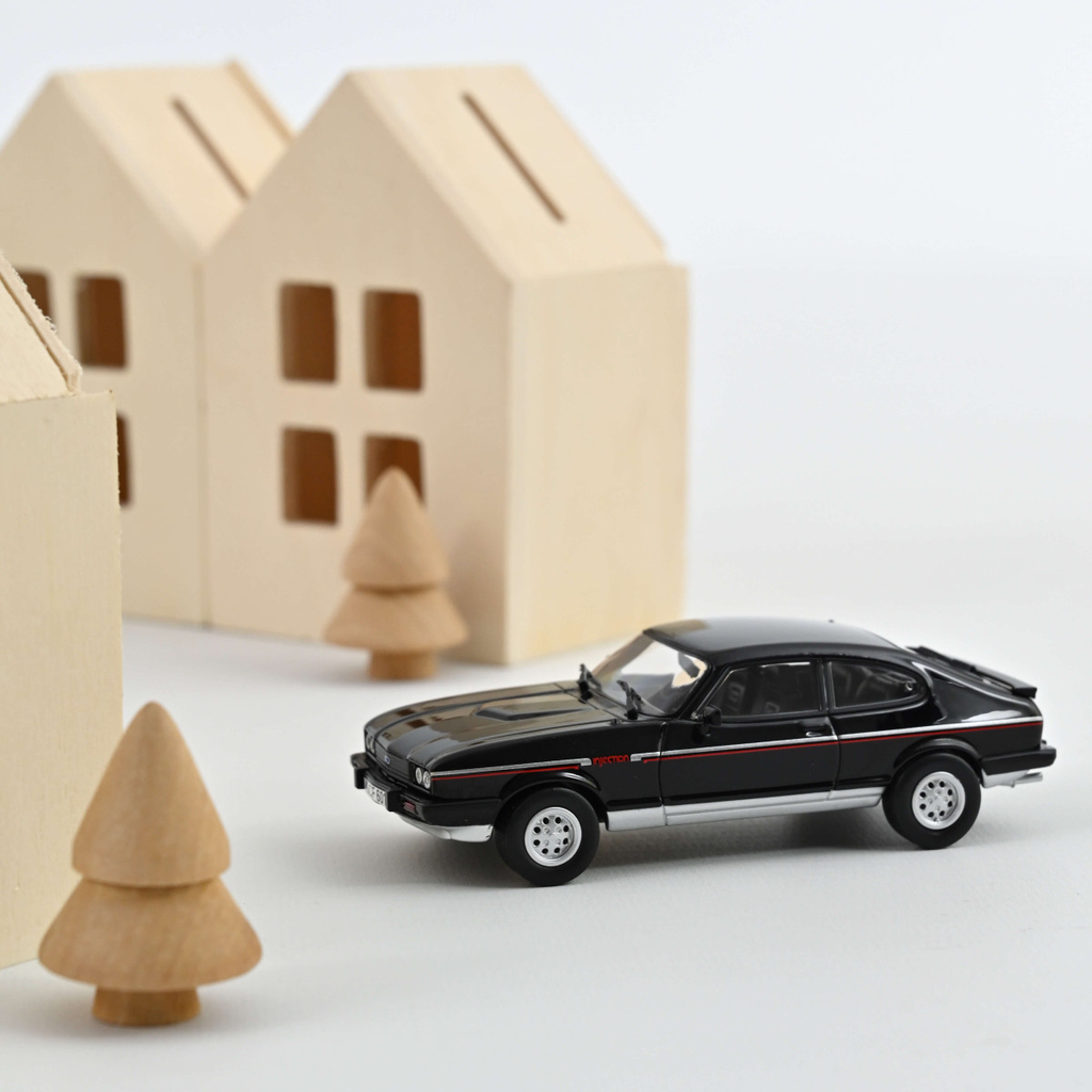 Norev : Ford Capri III │ 1980 Noir [1/43]