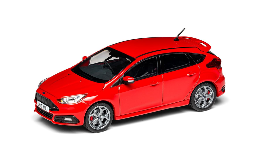 Corgi : Ford Focus MK III │ Rouge