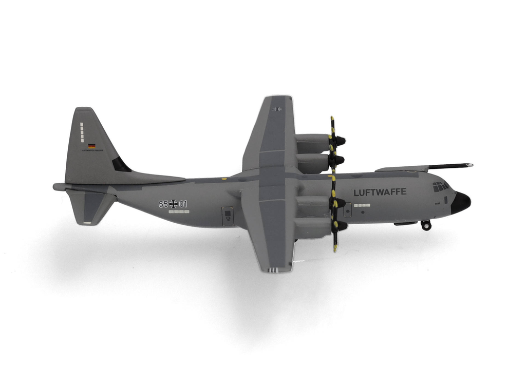 [HER 537438] Herpa : Luftwaffe C-130J-30 Super Hercules │ Binational Air Transport Squadron - 55+01 [1/500]