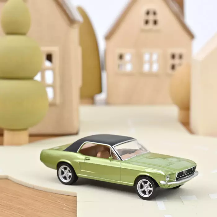 Norev : Ford Mustang Coupé │ 1968 - Vert métallisé Jet-car  [1/43]