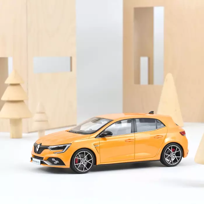 Norev : Renault Mégane R.S. Trophy │ 2022 - Orange Tonique [1/18]