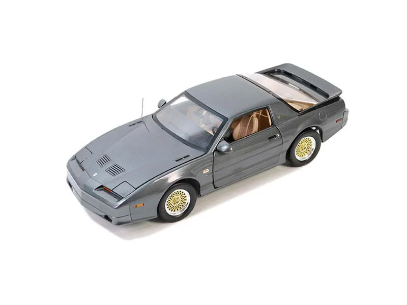 Greenlight : Pontiac Firebird TransAm GTA │ 1988 - Gris [1/18]
