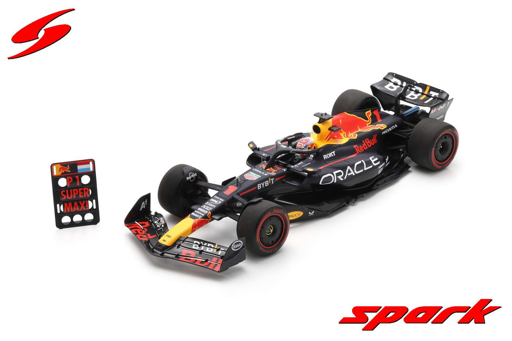 Spark : Oracle Red Bull Racing RB19 │ No.1 Oracle Red Bull Racing Winner British GP 2023 Max Verstappen With pit board [1/18]
