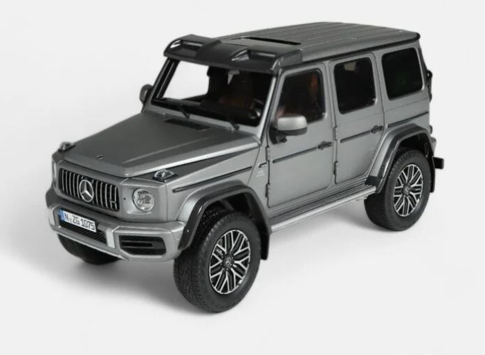 NZG : Mercedes Benz G63 AMG 4x4 │ Platinium  [1/18]