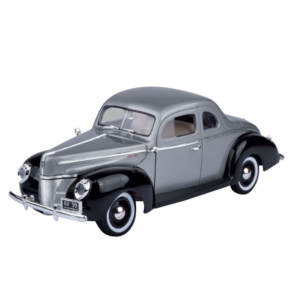 Motor Max : Ford Deluxe Coupé │ Argent & Noir - 1940   [1/18]