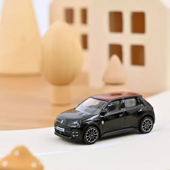 Norev : Renault 5 E-Tech 100% électrique │ 2024 - Black  [1/64]