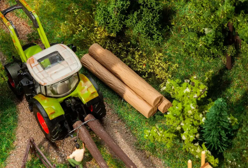 Faller : Troncs d'arbres 16 pièces