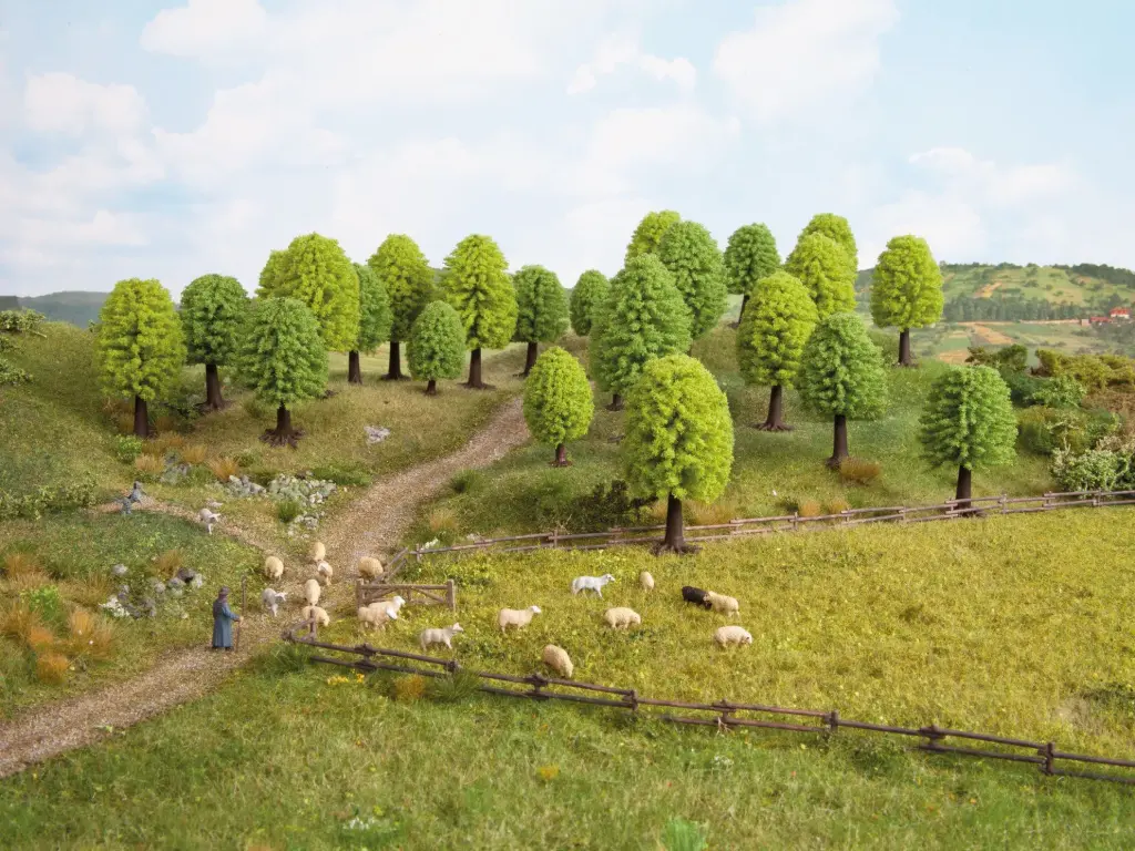 [NOC 26901] Noch : Arbres feuillus, 10 pcs.