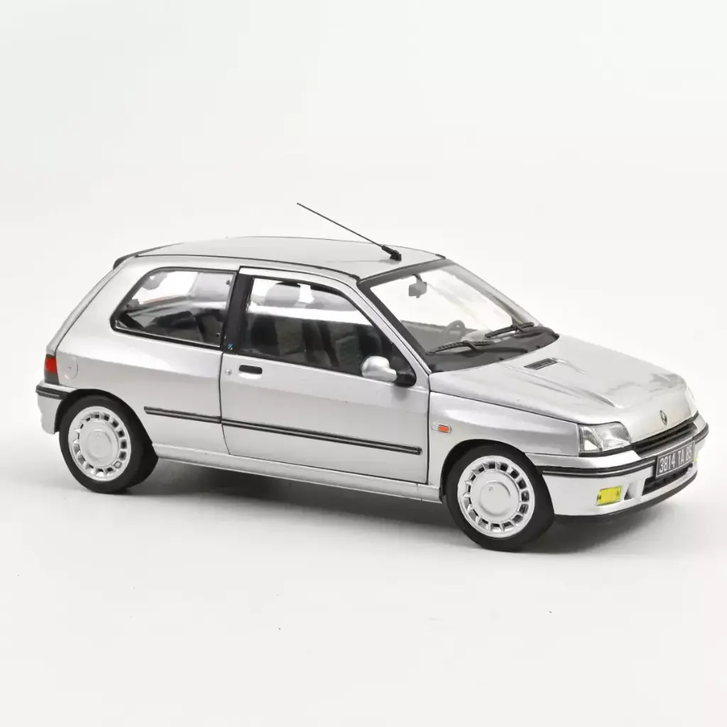 Norev : Renault Clio 16S │ 1992 - Gris Iceberg  [1/18]