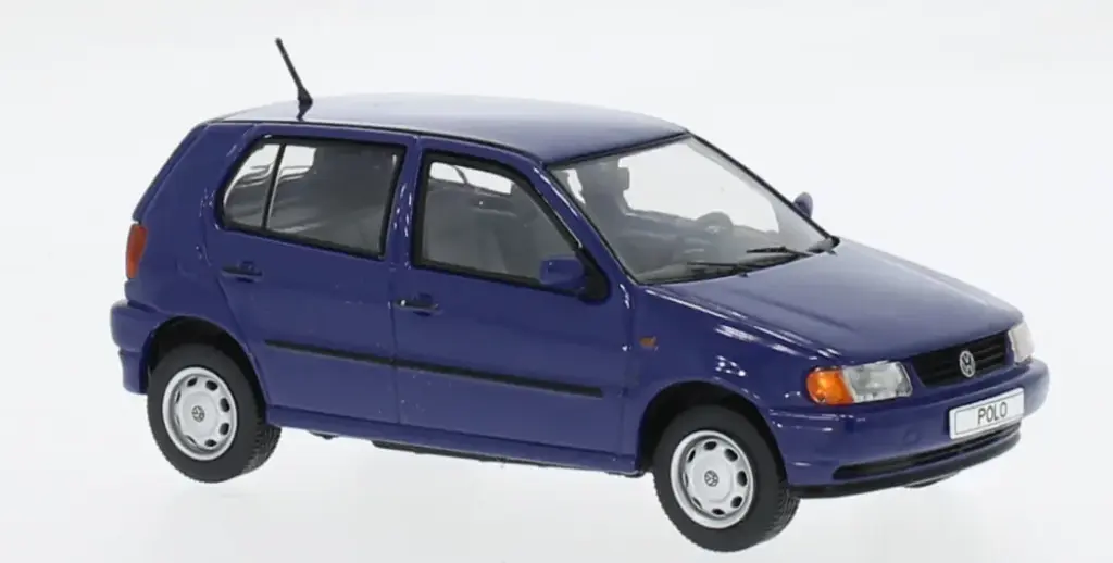 Ixo Models : Volkswagen Polo III │ Bleu - 1994 [1/43]
