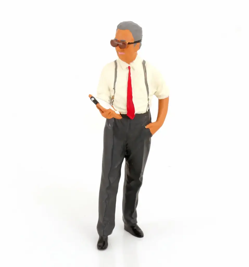 KKscale : Figurine Enzo Figurine [1/18]