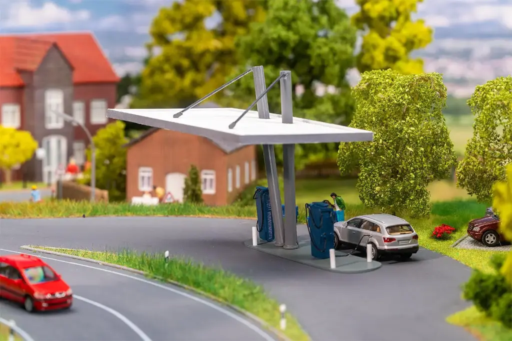 Faller : Station Service électrique