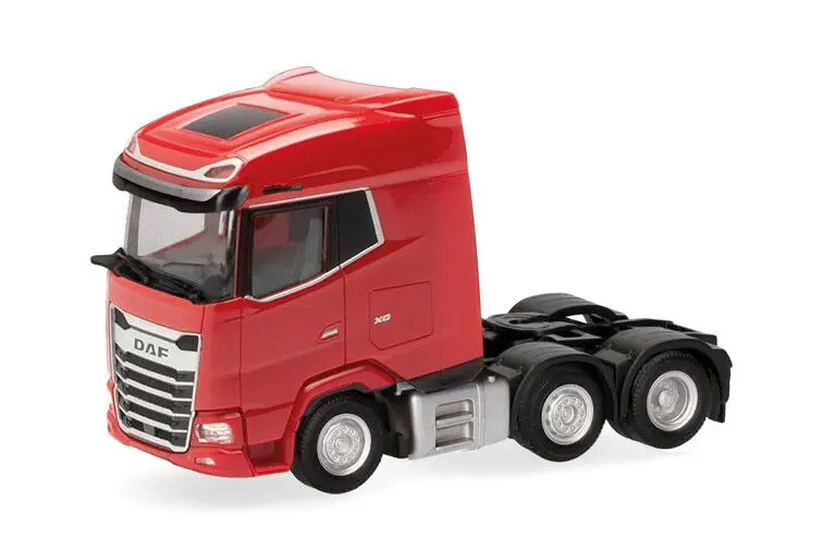 Herpa : DAF XG 3a. (6x2), rouge (NL) 