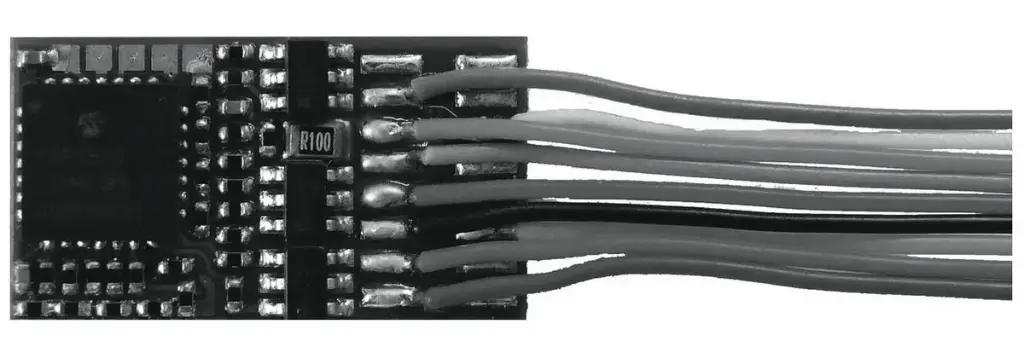 [ROC 10894] Roco : Decodeur 8 poles Nem 652