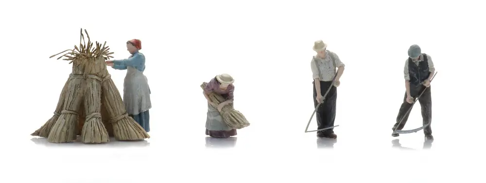 Artitec : Faucheurs Avec Faux 2 hommes 2 Femmes et une gerbe