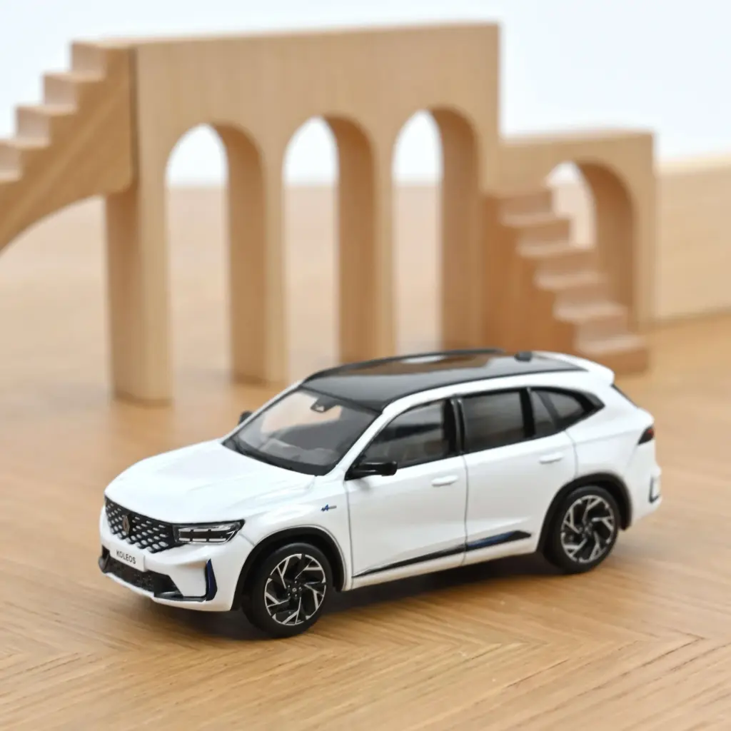 Norev : Renault Koleos │ 2025 - Blanc Perlé  [1/43]