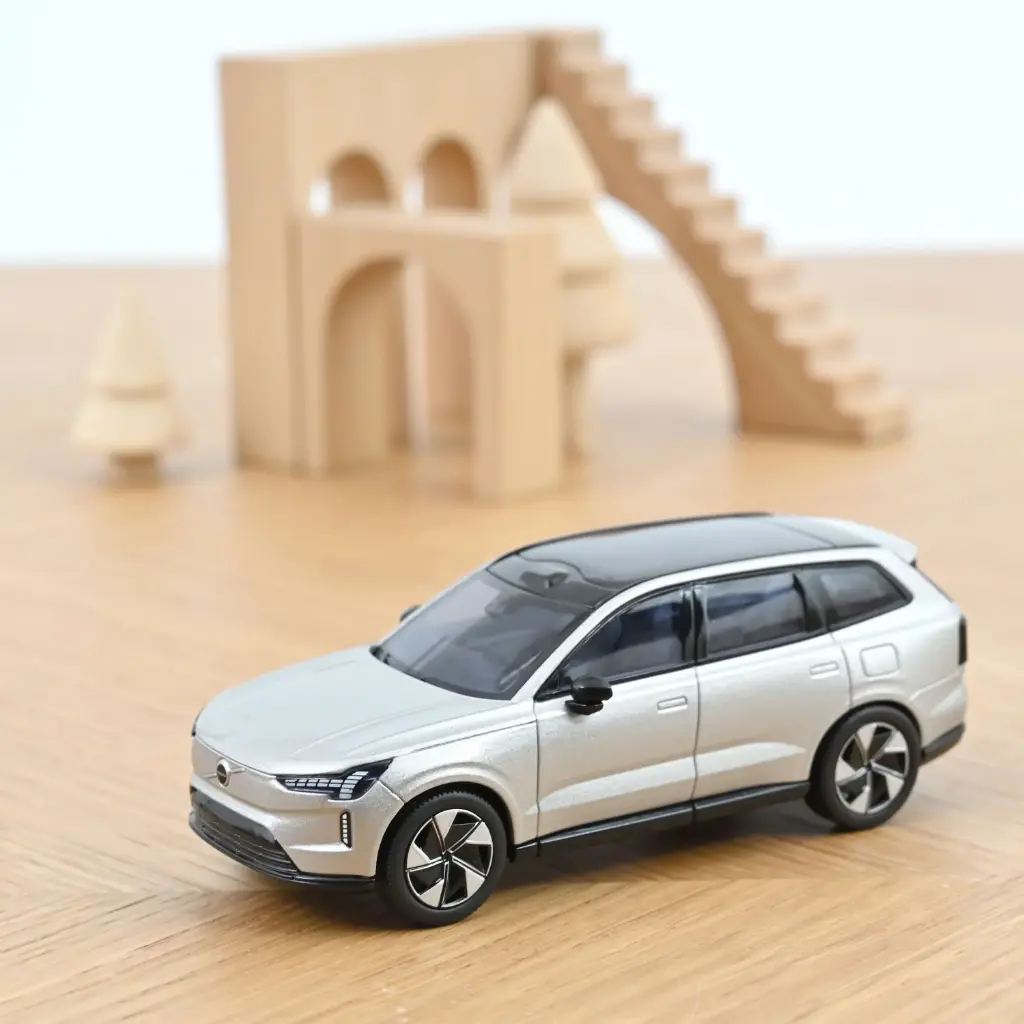 Norev : Volvo EX90 │ 2024 - Argent Aurore