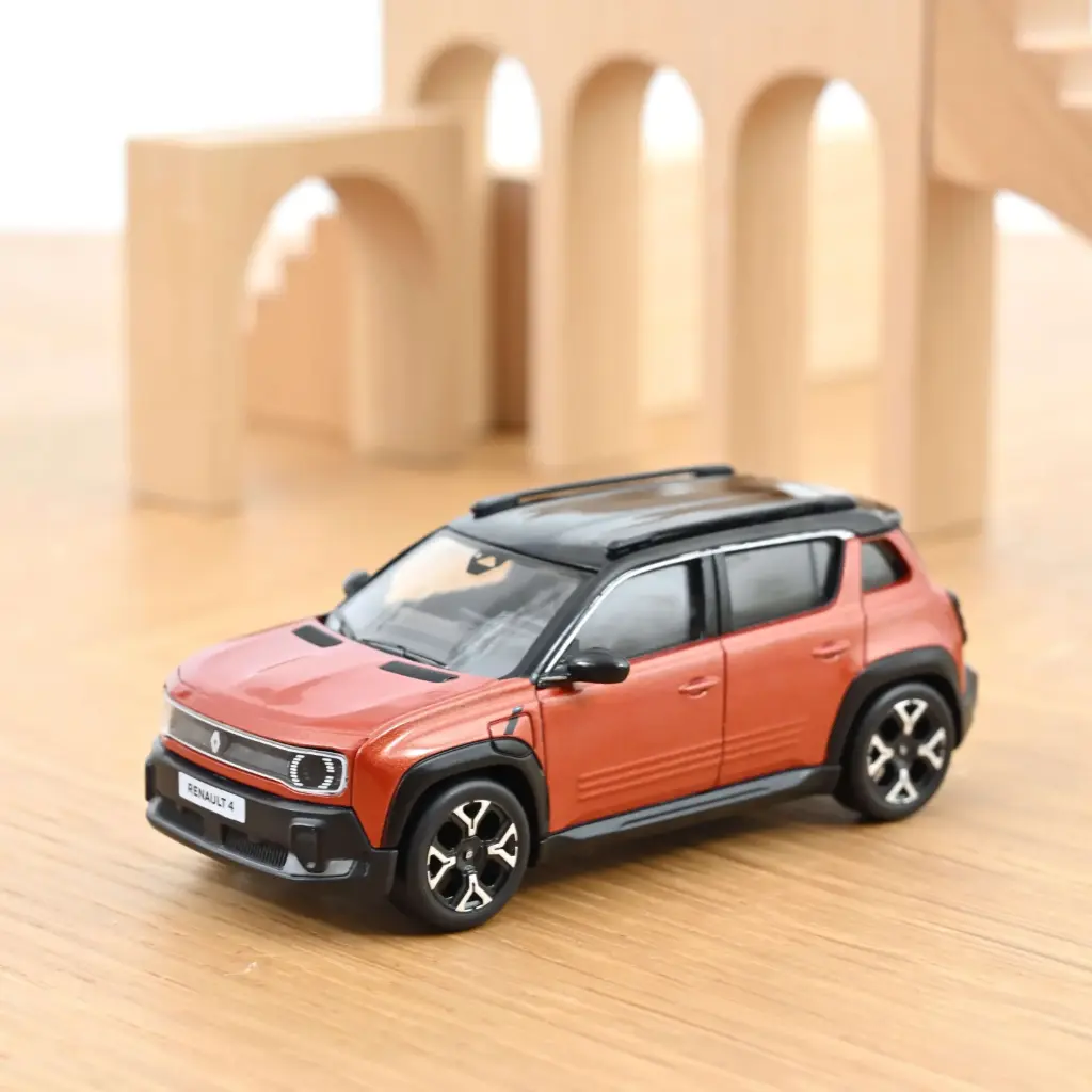 Norev : Renault 4 E-Tech Electrique │ 2025 Brun Terracotta