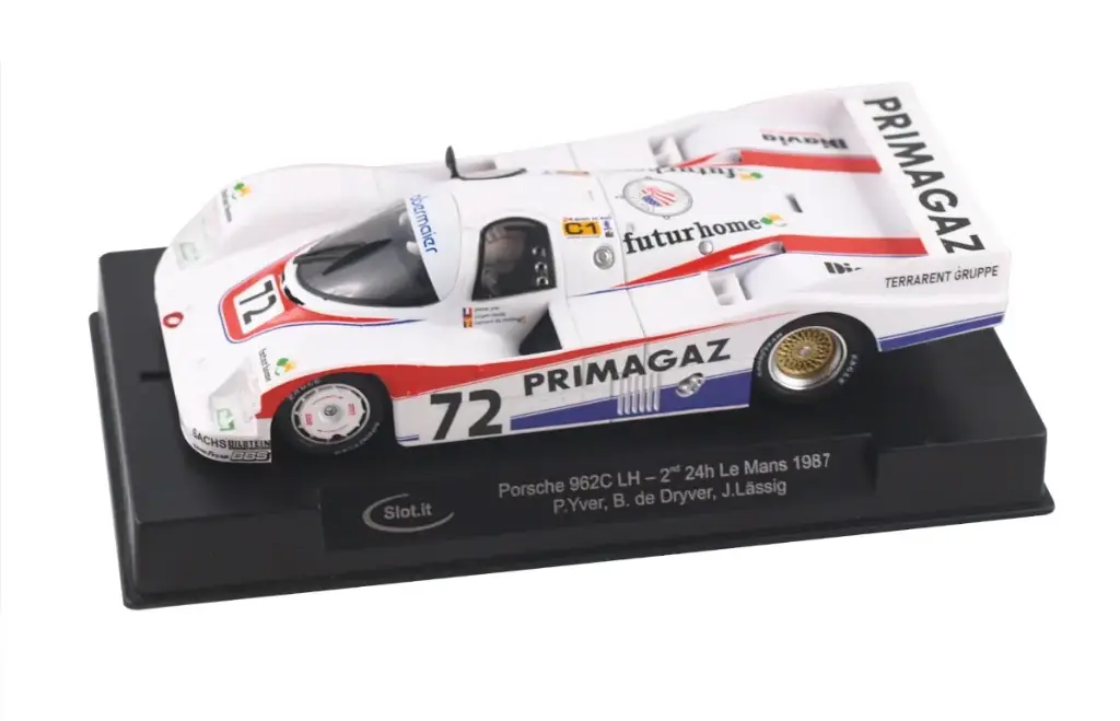 Slot.it : Porsche 962C Primagaz n°72 2° Le Mans 1987  Lässig - Yver - de Dryver