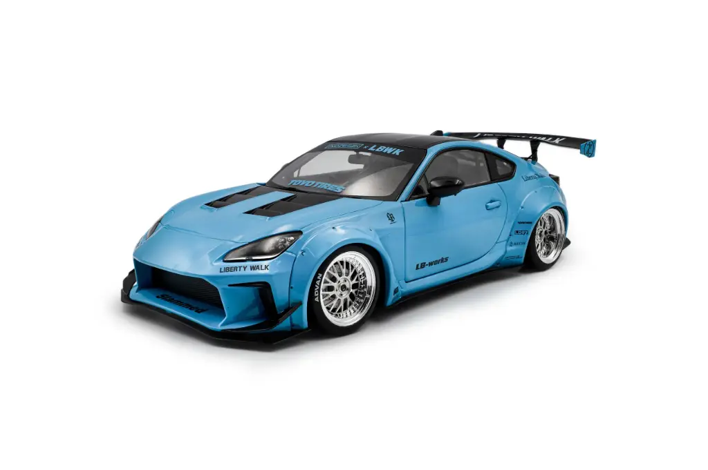 Solido : Toyota GR86 LBWK Body Kit │ BABY Bleu - 2024 [1/18]