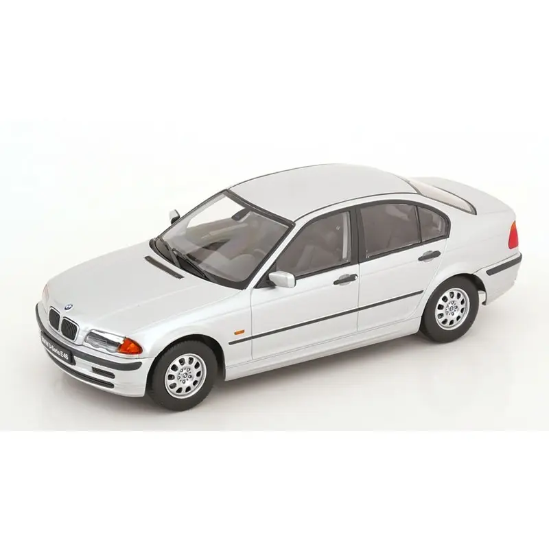 KK-Scale : BMW Series M3 (E46) Limousine 1999 (1/18) [1/18]