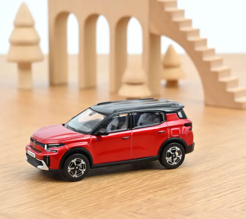 Norev : Citroën C3 Aircross 2025 │ Rouge et Noir   [1/43]