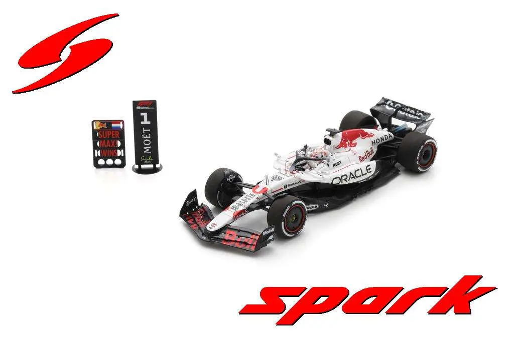 Spark : Red Bull Racing RB21 No.1 Oracle Red Bull Racing Winner Japanese GP 2025 Max Verstappen With Pit Board