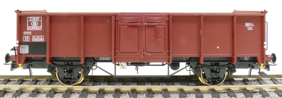 Exact-Train : 2 Wagon Tomberau UIC : 2289135/2289167 Brown with spoked and disc wheels Ep. III SNCB - NMBS