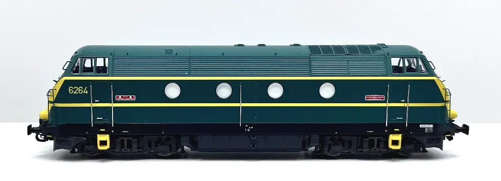 B-models : Locomotive Diesel 6264 Verte SNCB - NMBS DCC Sound