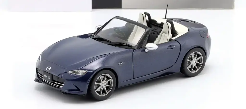 Whitebox : Mazda MX-5 │ Roadster 2019 Bleu foncé métallique