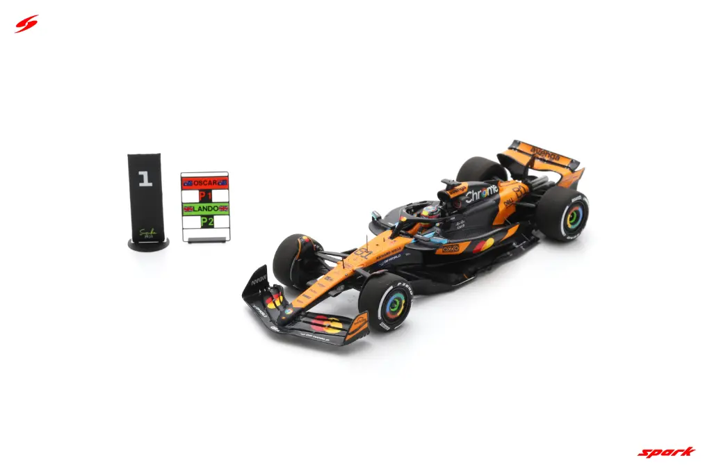 Spark : McLaren MCL39 No.81 McLaren Formula 1 Team Winner Chinese GP 2025 Oscar Piastri [1/43]