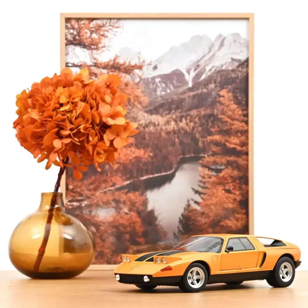 Norev : Mercedes-Benz C 111 / II 1970 Weissherbs métallisé [1/18]