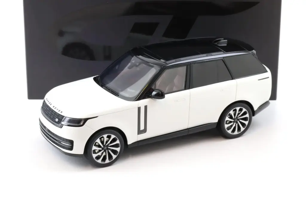 GT Spirit : Range Rover P530 Autobiography Fuji White 2024 [1/18]