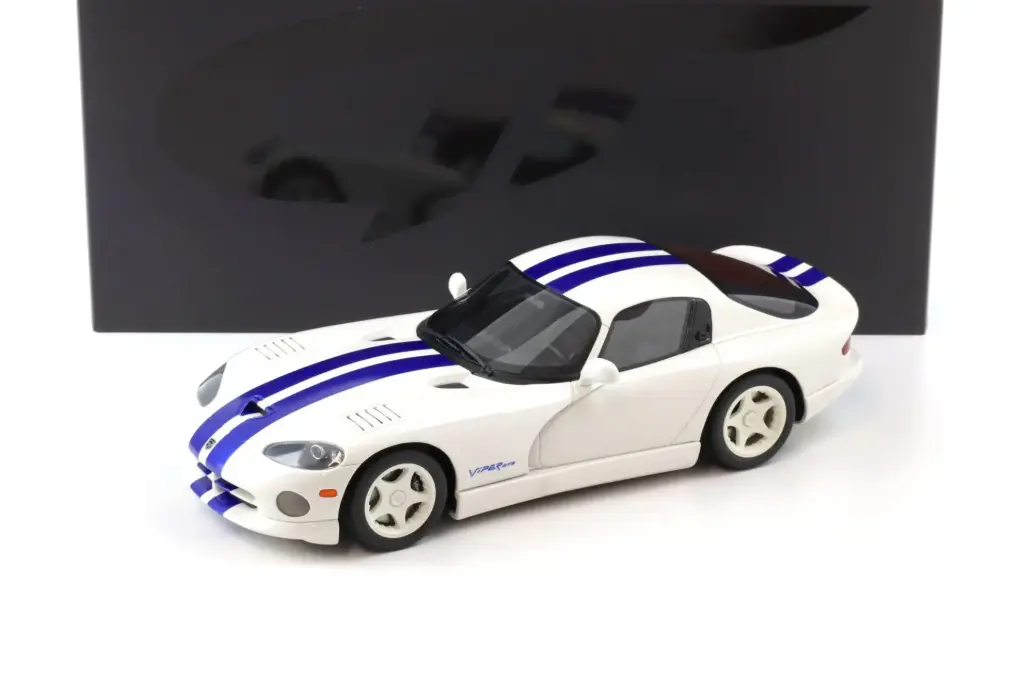 GT Spirit : Dodge Viper GTS Blanche Stone 1996 [1/18]