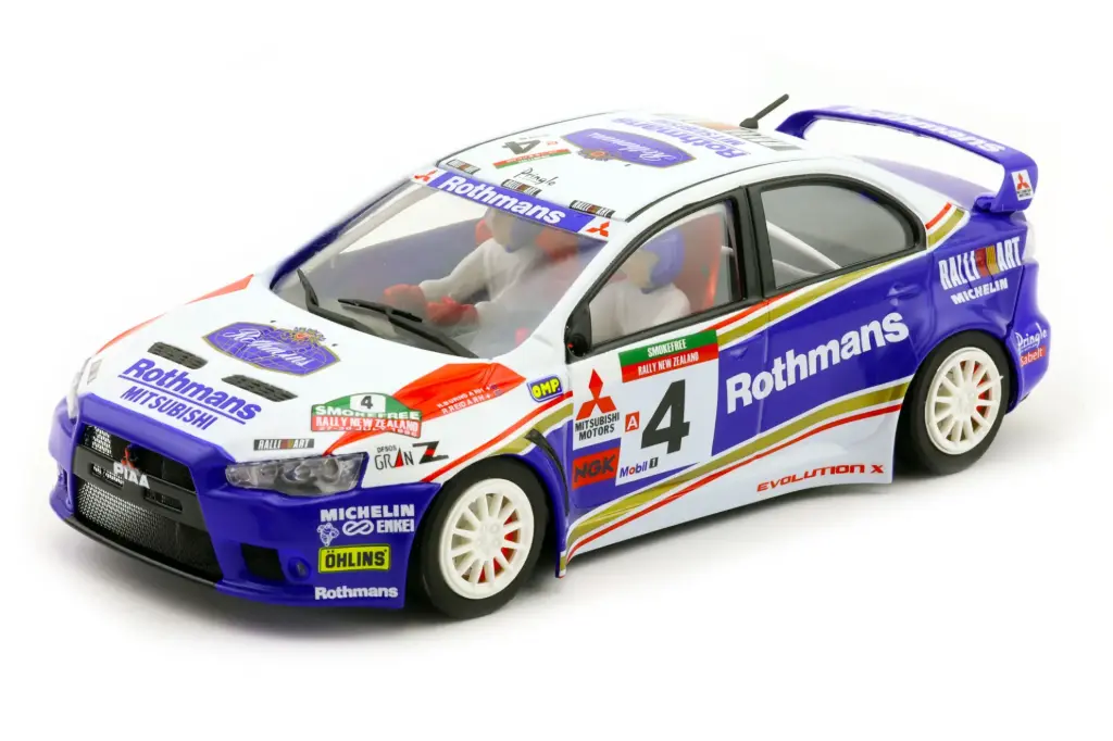 Avant Slot : Mitsubishi EVO X Rothmans n°4 New Zealand