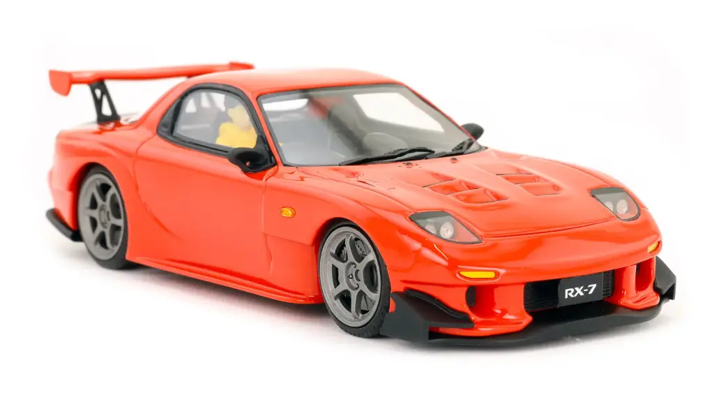 Avant Slot : Mazda RX7 Rouge