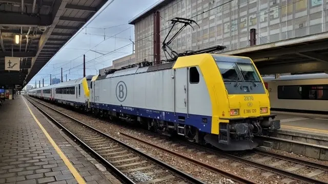 Arnold : Locomotive électrique 2870 Traxx SNCB SNCB DCC