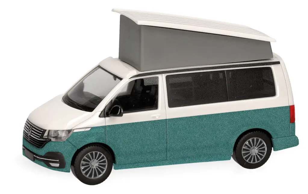 Herpa : Volkswagen (VW) T6.1 California, Blanc Bonbon / Vert Laurier métallisé