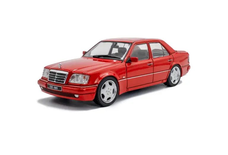 Solido : Mercedes Benz E60 AMG │ Signal Red - 1994   [1/43]