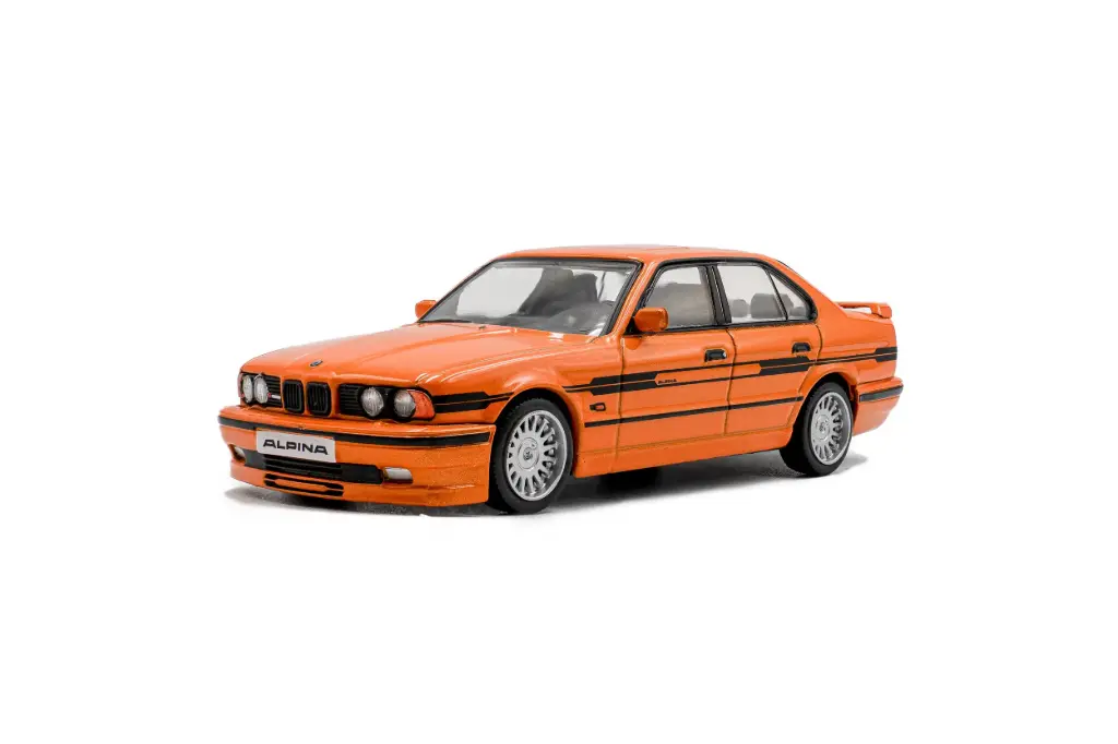 Solido : BMW Alpina B10 │ Orange  [1/43]