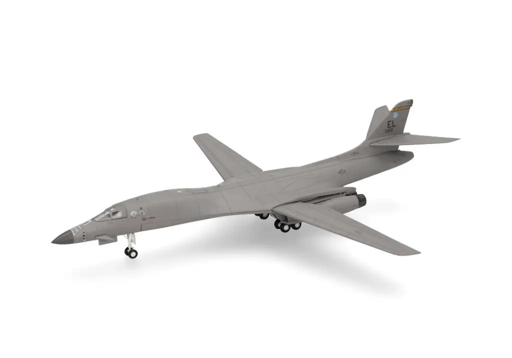 [HER 573658] Herpa : U.S. Air Force Rockwell B-1B Lancer - 37th Bomb Sqn, Ellsworth AB "Alien with an Attitude" - 86-0108  [1/200]