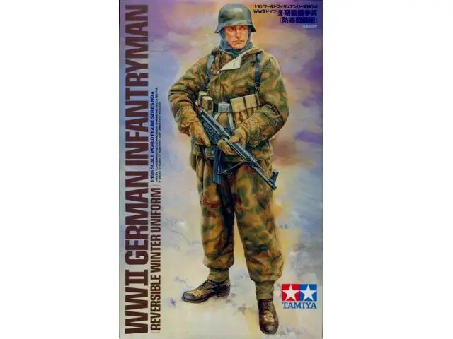 Tamiya : WWII German Infrantryman │ (Reversible Winter Uniform)