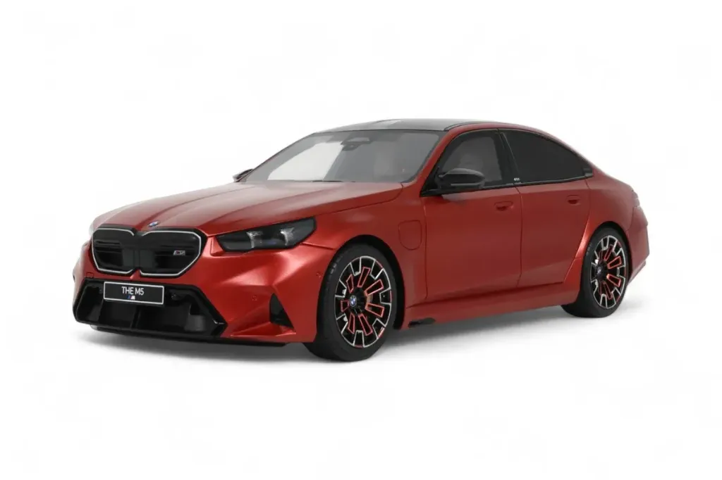 GT Spirit : BMW M5 (G90) Peable Beach Frozen orange │ 2025 [1/18]